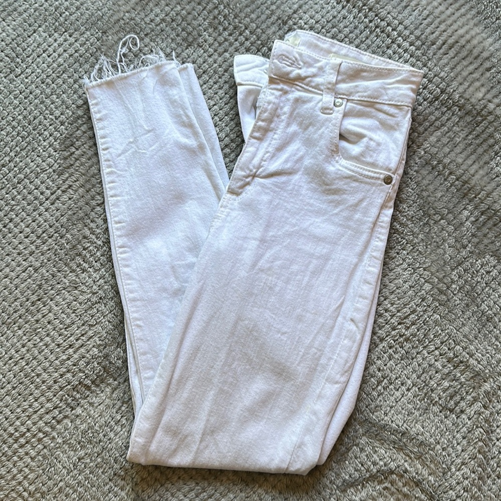 Love the white ? Perfect for the summer time for sure !